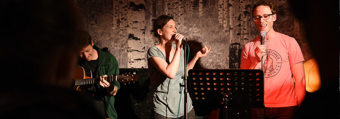 Acoustic Jukebox Vol. 4 – Boygroups vs. Girlgroups